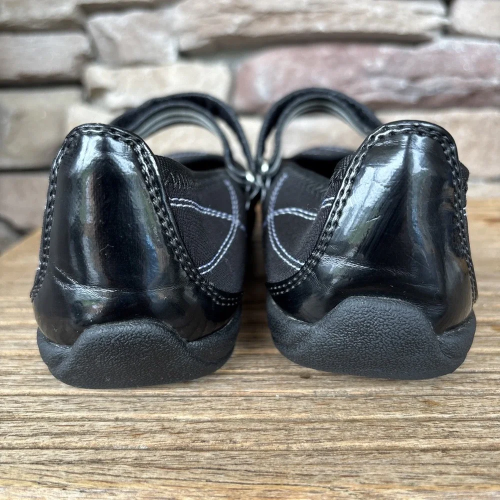 Kenneth Cole Reaction Mary Jane Flats Sz 3 Youth Black Hook & Loop